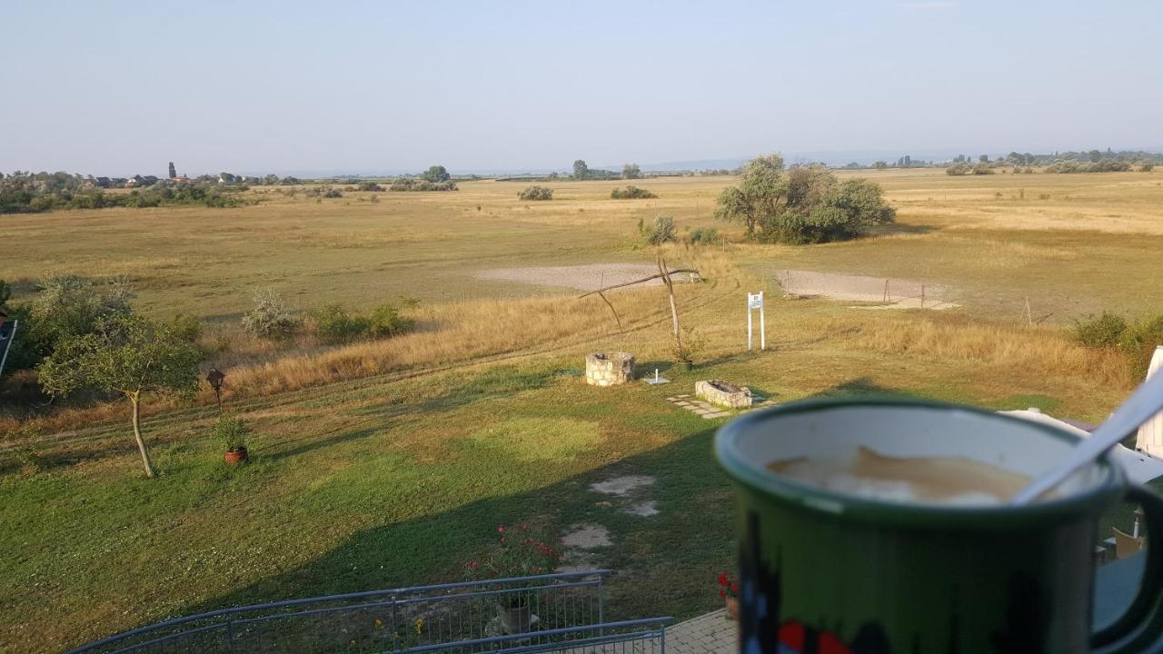 Zimmerei - Landgasthaus Karlo Illmitz Esterno foto